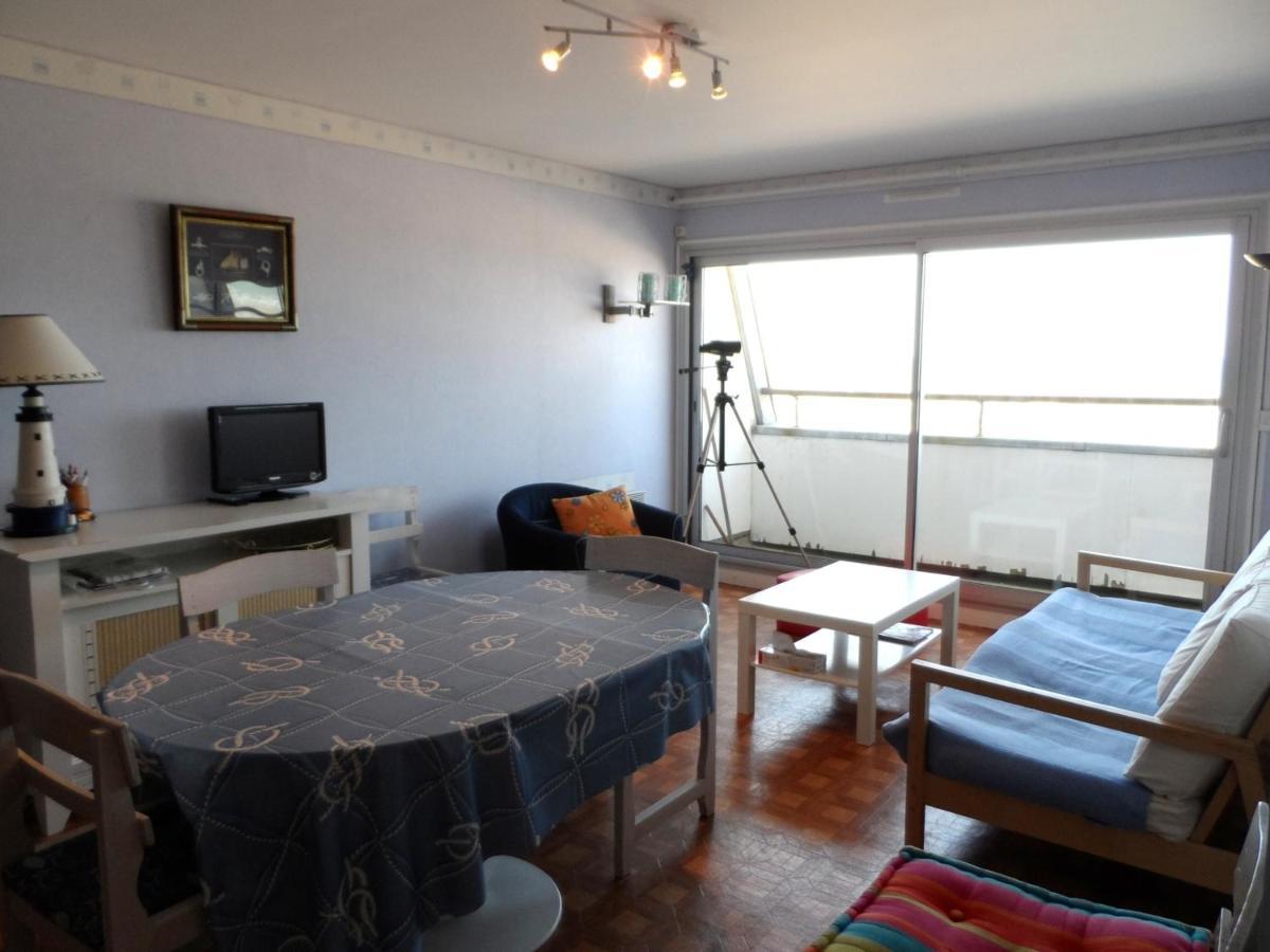 Appartement Avec Terrasse Panoramique, Acceptant Les Animaux, Parking - Fr-1-487-281 Cabourg Bagian luar foto