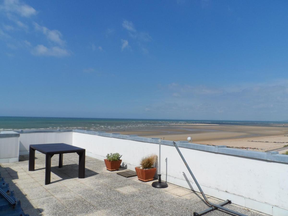 Appartement Avec Terrasse Panoramique, Acceptant Les Animaux, Parking - Fr-1-487-281 Cabourg Bagian luar foto