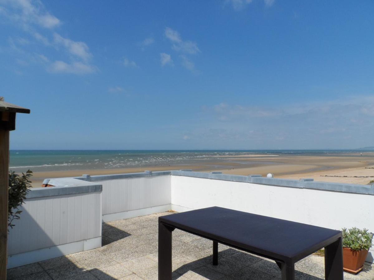 Appartement Avec Terrasse Panoramique, Acceptant Les Animaux, Parking - Fr-1-487-281 Cabourg Bagian luar foto