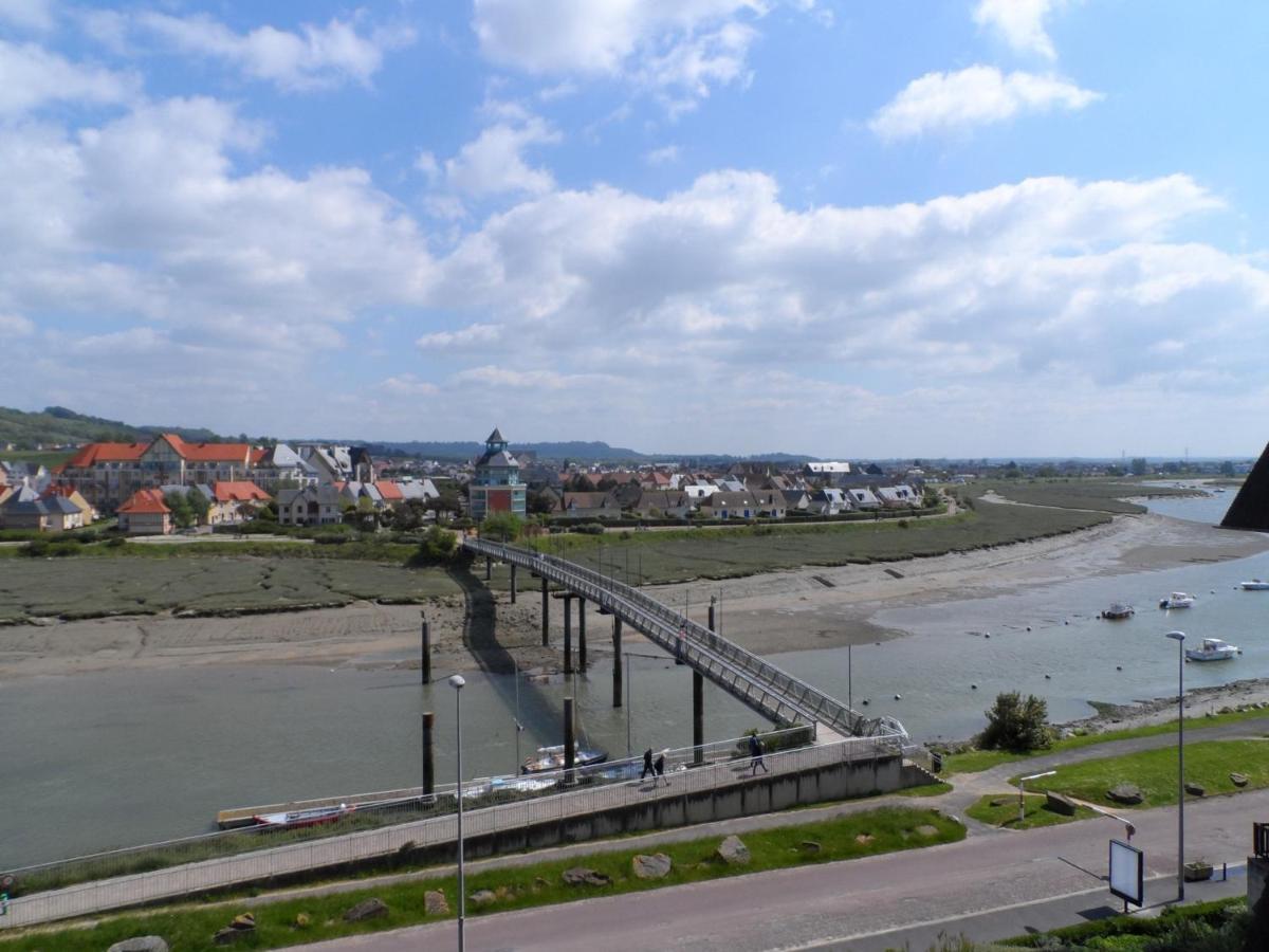 Appartement Avec Terrasse Panoramique, Acceptant Les Animaux, Parking - Fr-1-487-281 Cabourg Bagian luar foto