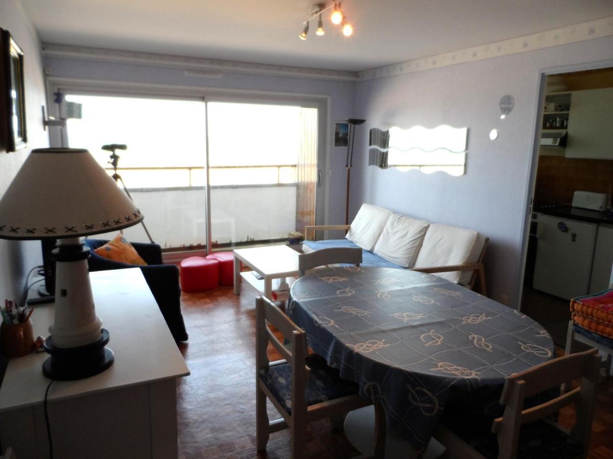 Appartement Avec Terrasse Panoramique, Acceptant Les Animaux, Parking - Fr-1-487-281 Cabourg Bagian luar foto
